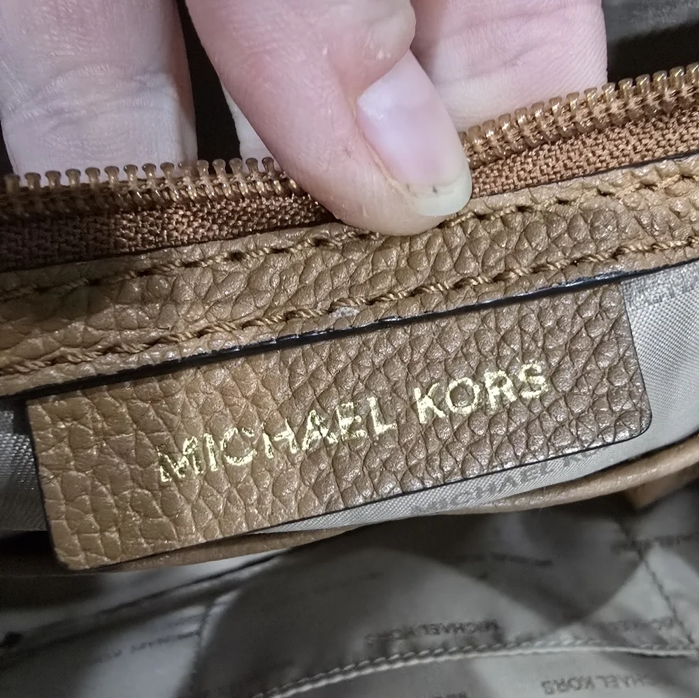 Michael Kors Bond Large Leather Satchel /Clutch in Acorn